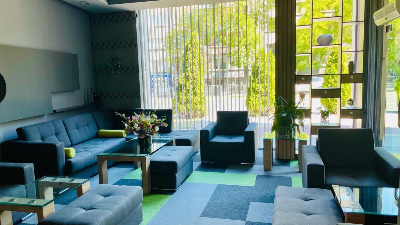 Expo Hotel 3*
